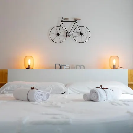 公寓 Elysium Homes *