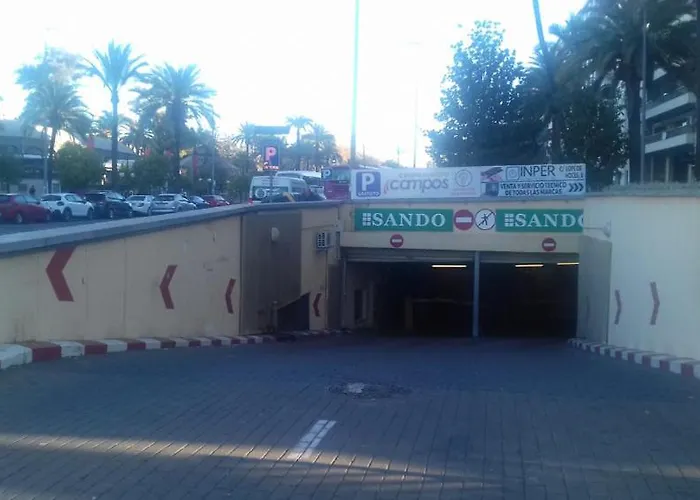 アパート Elysium Homes *