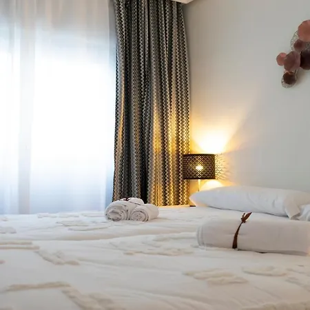 Elysium Homes Apartman *